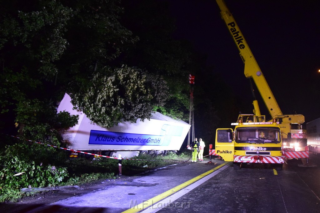 Schwerer VU A 3 Rich Oberhausen Hoehe AK Leverkusen P145.JPG - Miklos Laubert